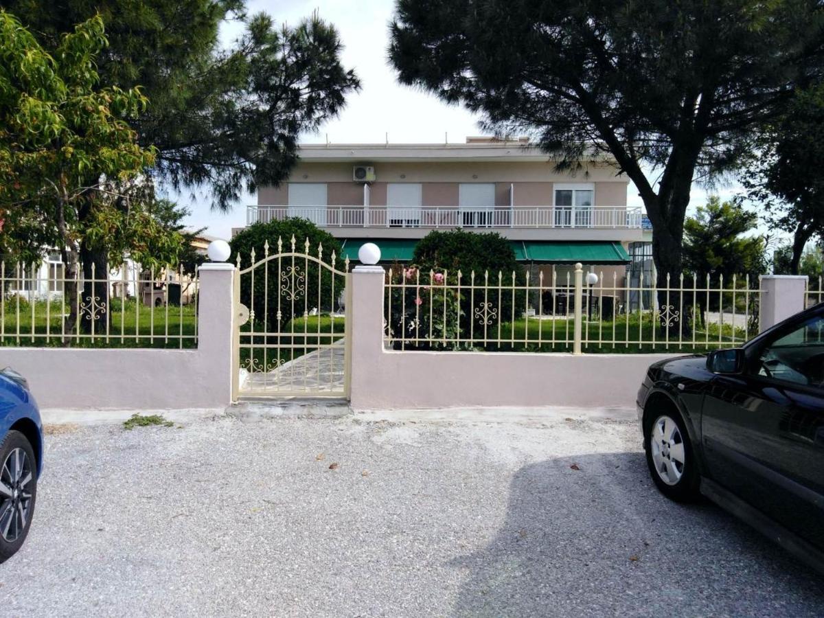 Cozy Apartments Komotini Exterior photo